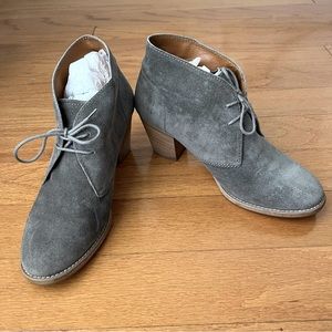 Great condition, Madewell 1937 grey olive suede ankle boots sz 8.5 made in Italy